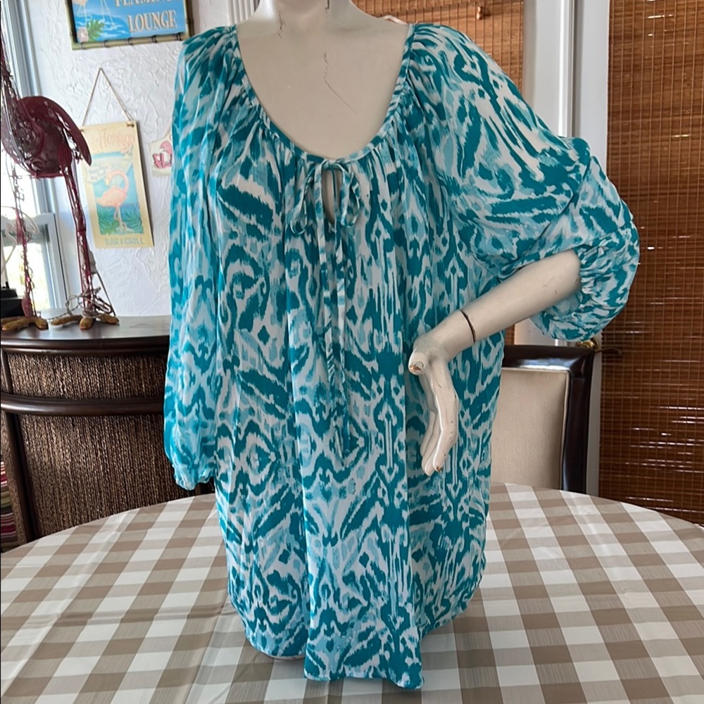 Teal and White Patterned Blouse size 2 XL